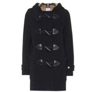 Burberry Women’s Merton Wool Minstead Duffle Coat in Black Check US02